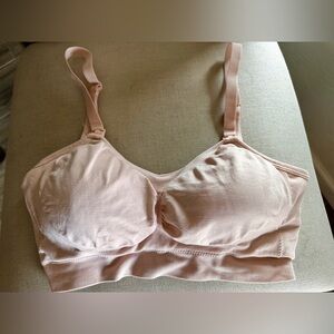 Kindred Bravely pumping/nursing bra